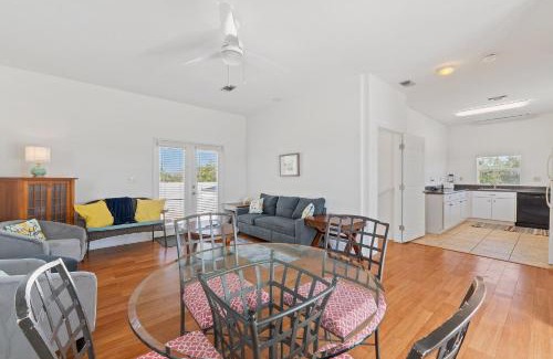 Ono Island House | Bella Villa Guest Suite