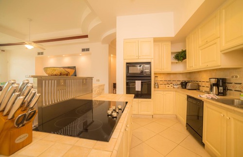 Herradura Condo | Bella Vista 2B 3 Bedr 3 1 2 Bath Pool View