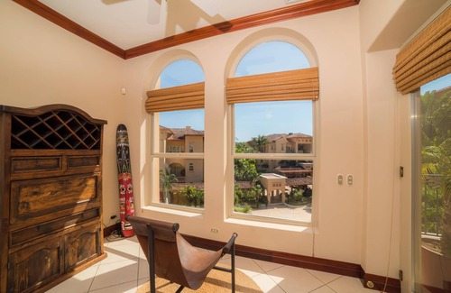 Herradura House | Bella Vista 2C - 3 bdr 3 1 2 Bath