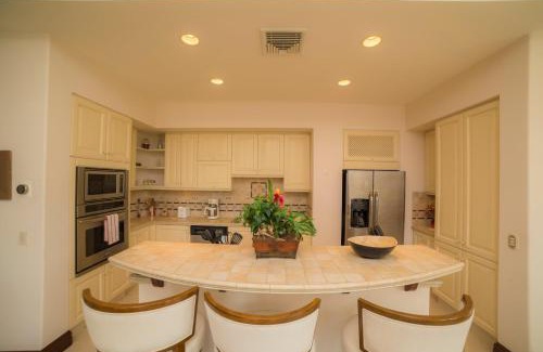 Herradura Apartment | Bella Vista 2D 3 bdrs pool view in Los Suenos