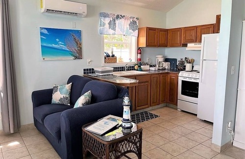 George Town Villa | Bella Vista Breeze - Beachfront Oasis awaits your arrival.