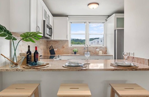 Zarzal Apartment | Bella Vista | Family friendly 4 bedroom apartment with spectacular ocean and mou