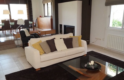 Collbato House | Bella Vista House. Relax, nature and landscape.