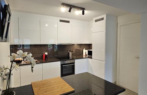 Caslano Apartment | Bella Vista & SPA