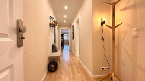Ruckingen Apartment | Bellahomes Apartments Klima private Parking Coffeestation Netflix Airport Frankfurt 30 Min