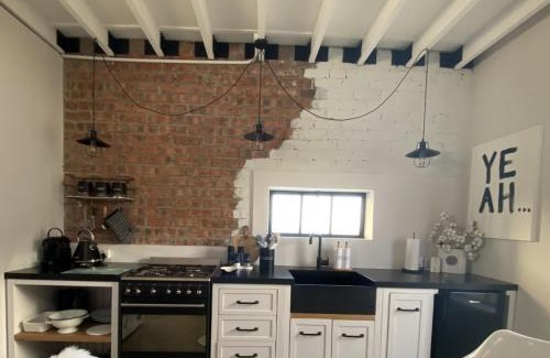 Brenton-on-Sea House | Bellamore - Stylish Loft Studio with Sea Views