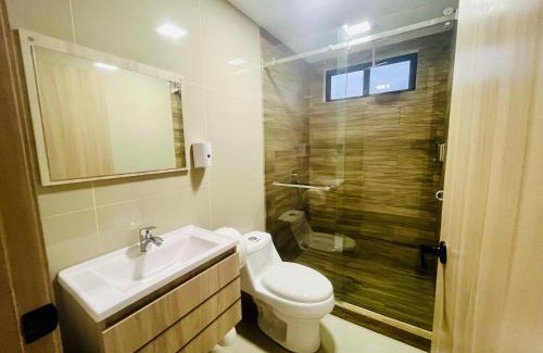 Guayaquil Apartment | Bellavista Loft Jacuzzi & Balcón a 10min Consulado Americano