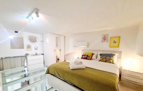 Tricolore Apartment | BELLAVITA LOFT Milano Center near Duomo,Central Station, Navigli