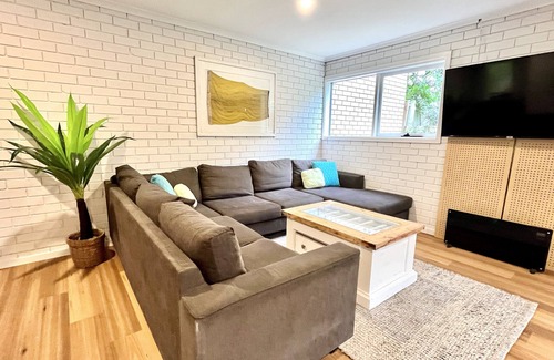 Merimbula Cabin | Bellbird Beach House