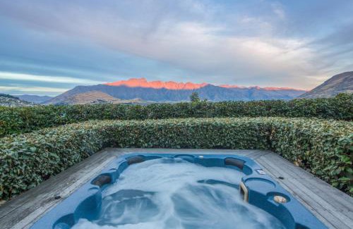 Fernhill Villa | Bellbrae Luxury Villa by MajorDomo