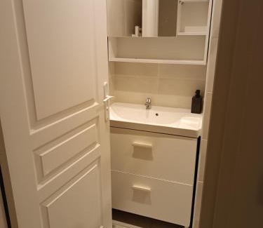 Tarascon Apartment | Belle Appartement a côté de la gare