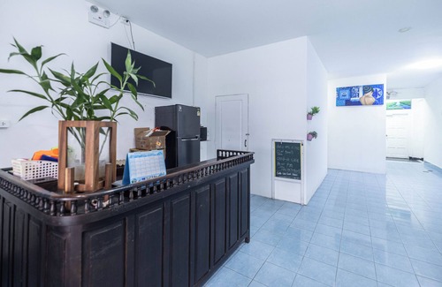 Nanai Road Apartment | Belle Cose Guest House Phuket