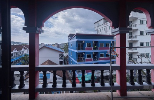 Nanai Road Apartment | Belle Cose Guest House Phuket