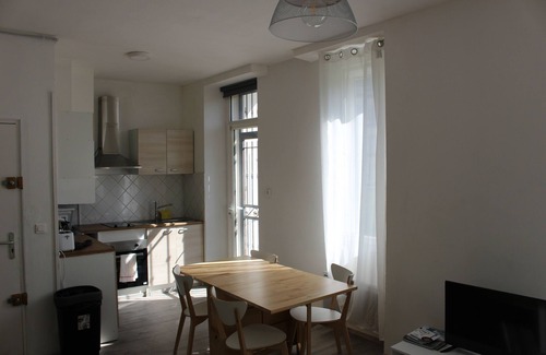 Saint-Charles Apartment | Belle de Mai, Appartement Orange