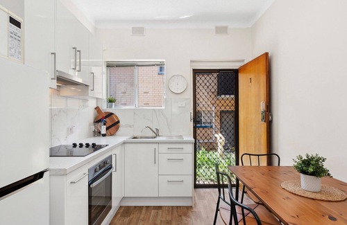 Henley Beach South Apartment | Belle Escapes - Coastal Escape at Henley