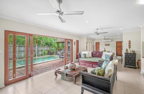 Palm Cove Villa | Belle Escapes Villa Kintamani