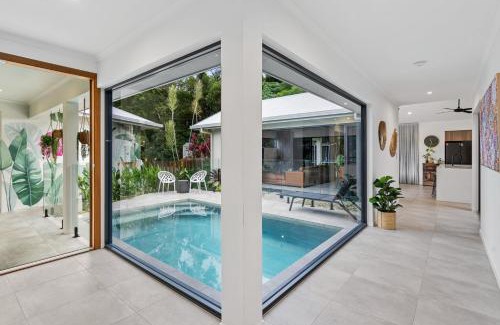 Palm Cove House | Belle Escapes Villabliss Palm Cove