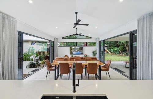 Palm Cove House | Belle Escapes Villabliss Palm Cove