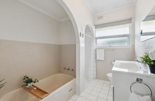 Henley Beach Apartment | Belle Escapes - Vitamin Sea at Henley Beach