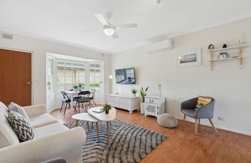 Henley Beach Apartment | Belle Escapes - Vitamin Sea at Henley Beach