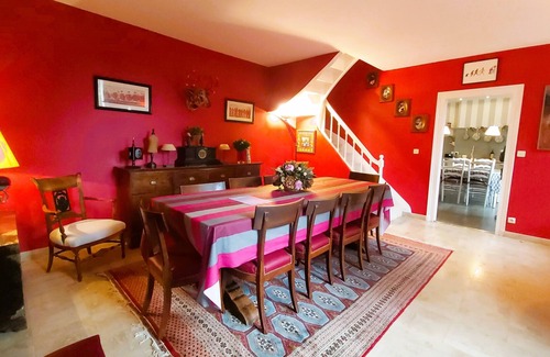 Saint-Cyr-sur-Loire House | Belle Maison de Caractère Avec Grand Jardin Clos