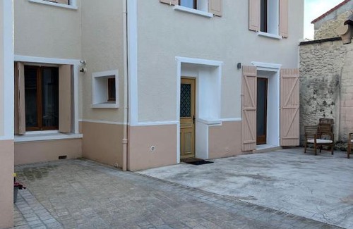 Centre House | Belle maison à 11 mm des Champs Élysées