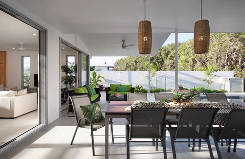 Yaroomba House | Belle Mare Holiday House