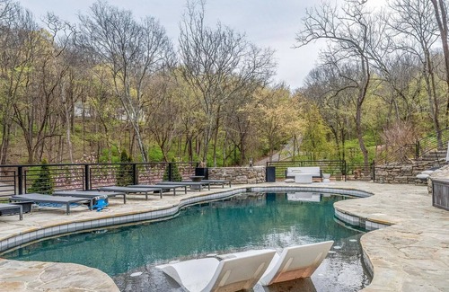 Forest Hills House | Belle Meade Estate - 15 Minutes from Downtown Nashville