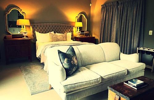 Wellington House | Belle Vallee Guestroom 1