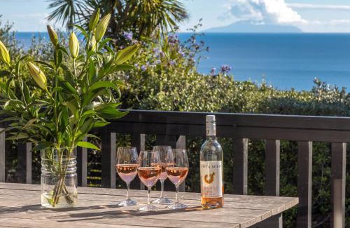 Waiheke Island House | Belle View - Stay Waiheke