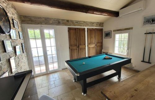 Istres Villa | Belle villa, avec Jardin Piscine Jacuzzi et Sauna