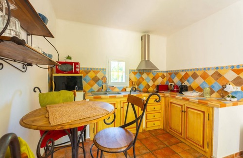 Grans Other | Belle Villa Provençale Dans Parc Paysagé Avec Piscine/sauna/balnéo + Dépendances