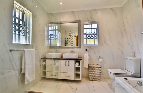 Plettenberg Bay Bed & Breakfast | Belle Vue Ridge