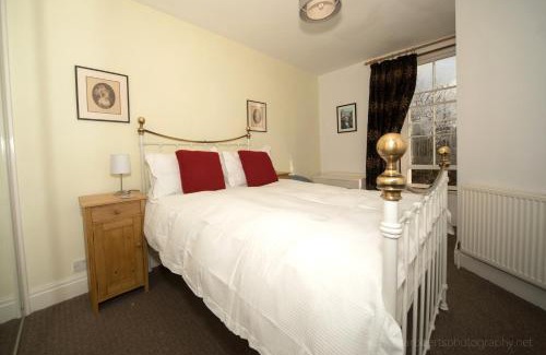 Malvern Apartment | Belle Vue Terrace Apartment