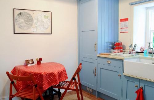 Eggleston House | Belle Vue-Ukc778