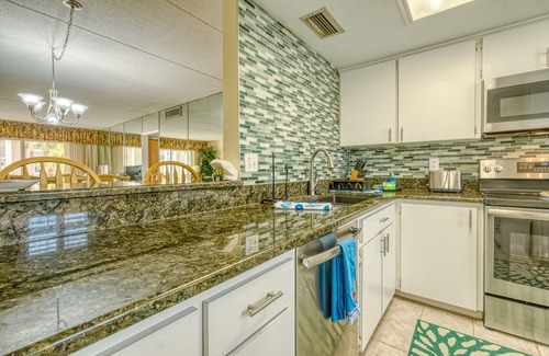 Belleair Beach Condo | Belleair Beach Beauty! Very Quiet Complex with Pool! 30 Day Minimum Stay.