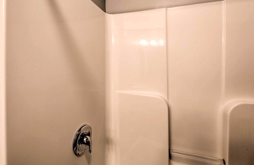 Bellefonte House | Bellefonte Townhome - 7 Mi to Penn State