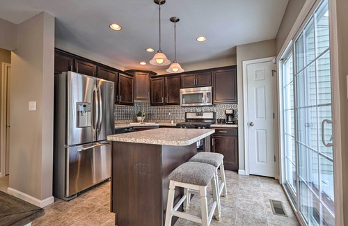 Bellefonte House | Bellefonte Townhouse - 9 Miles to Penn State!