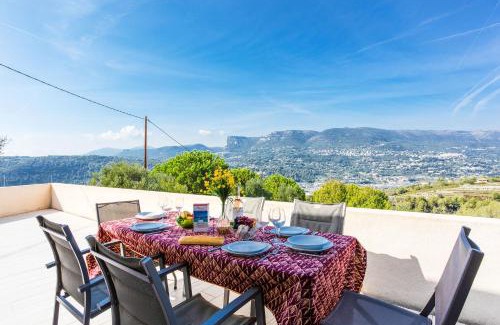 Nice Villa | BELLET HILLS VI4193 by Riviera Holiday Homes