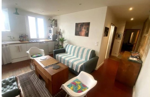 Combat Apartment | Belleville-buttes Chaumont, Confort & Lumineux !