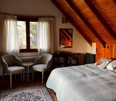Llao Llao Bed & Breakfast | Bellevue