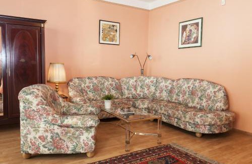 Castle Hill Bed & Breakfast | Bellevue Budapest B&B