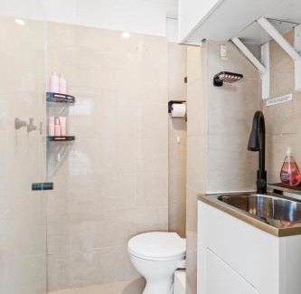 Bellevue Hill Apartment | Bellevue Hill Close BONDI Beach Up to 2 guests