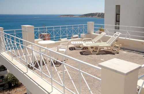 Agios Nikolaos Apartment | Bellevue Suites - Studio 1 with Pool View