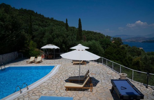 Petaleia Villa | Bellina Villa