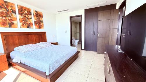 Puerto Santa Ana Apartment | Bellini 3, Puerto Santa Ana, Suite Ejecutiva con vista, lavadora, secadora, wiffi