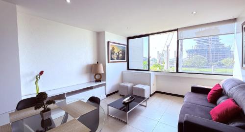Puerto Santa Ana Apartment | Bellini 3, Puerto Santa Ana, Suite Ejecutiva con vista, lavadora, secadora, wiffi