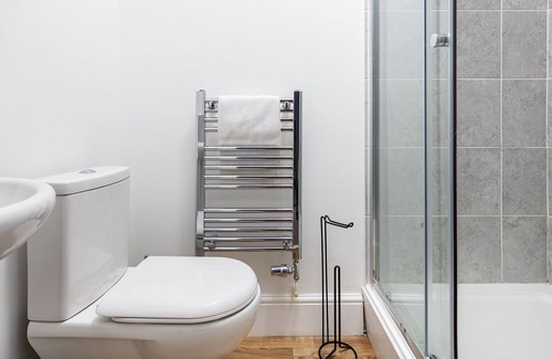 Lincoln Apartment | Bello By The River