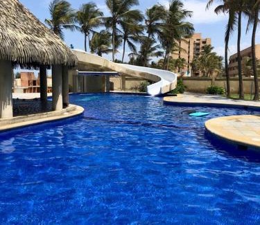 Tucacas Apartment | Bello Flat Duplex full equipo con acceso a la playa