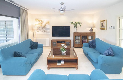 Marratxi Ski Chalet | Bellviure - Beautiful villa with pool.